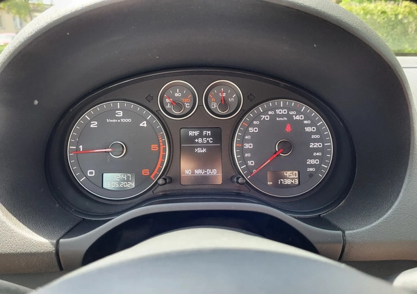 Audi A3 cena 34900 przebieg: 173500, rok produkcji 2011 z Łask małe 172
